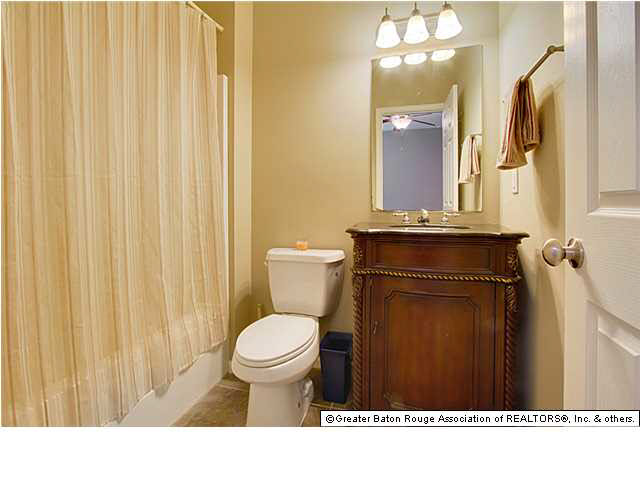 2403 Brightside Drive, Unit 11 Baton Rouge, LA 70820 - Photo 6 of 12 Gallery Image 6