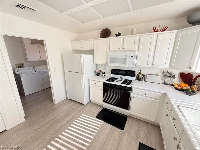 $1,850 | 9605 Sundial Drive, Las Vegas, NV 89134