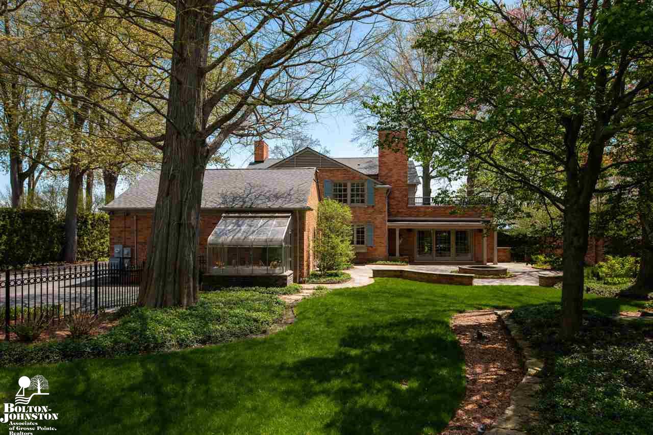 415 Lake Shore Road Grosse Pointe Farms, MI 48236 - Photo 5 of 41