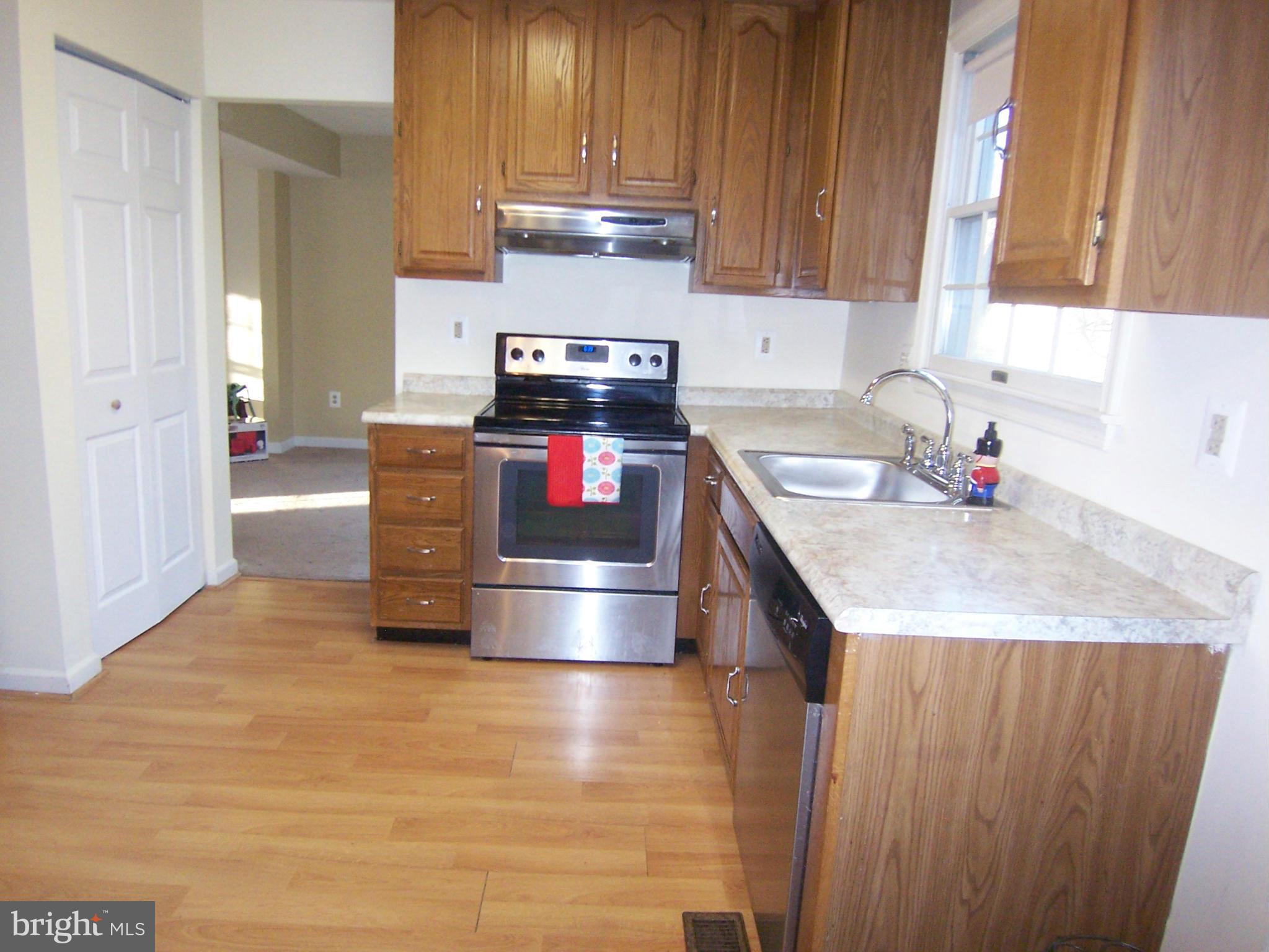 7809 Rippleview Lane Pasadena, MD 21122 - Photo 14 of 30 Kitchen