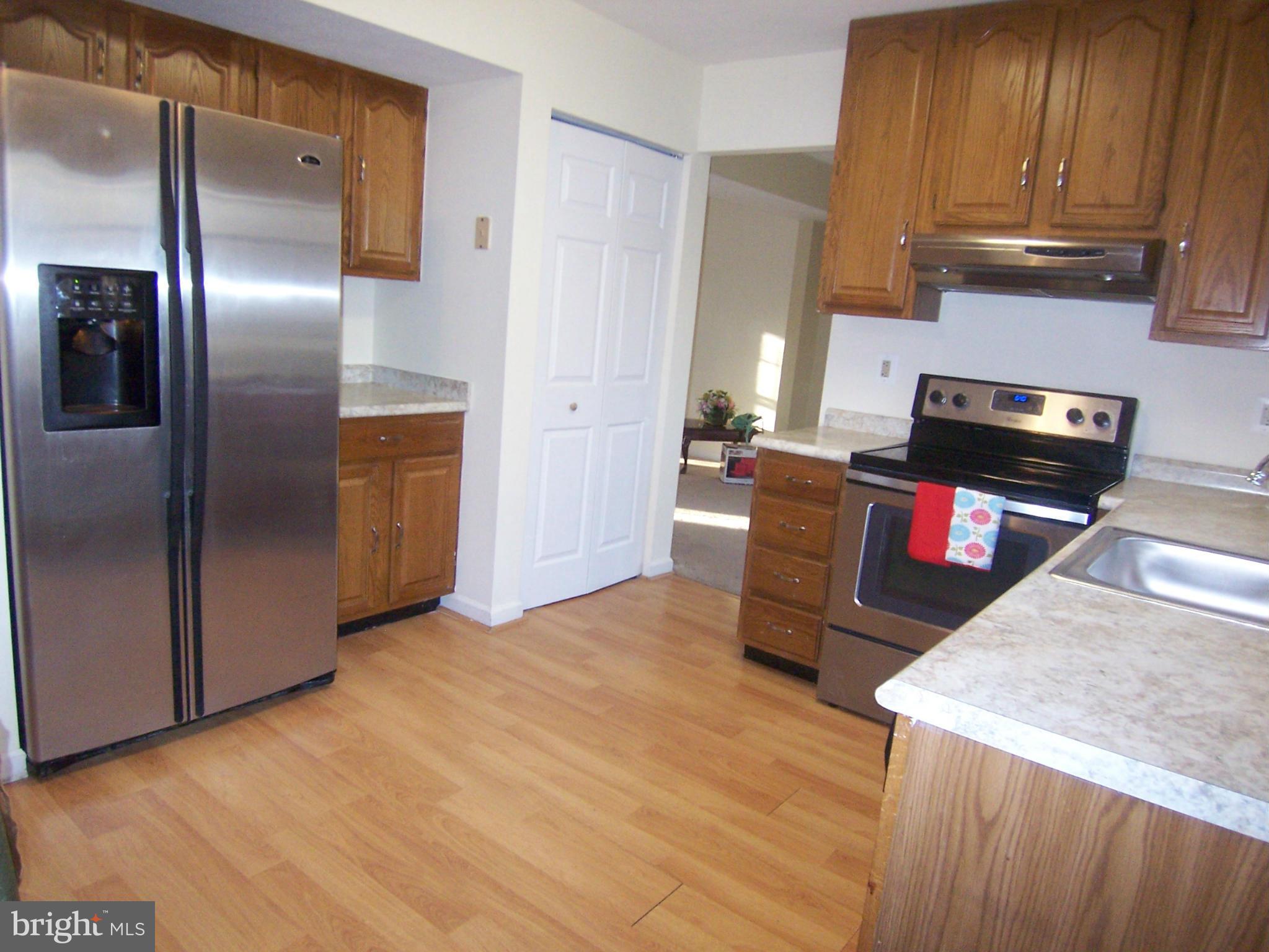 7809 Rippleview Lane Pasadena, MD 21122 - Photo 15 of 30 Kitchen