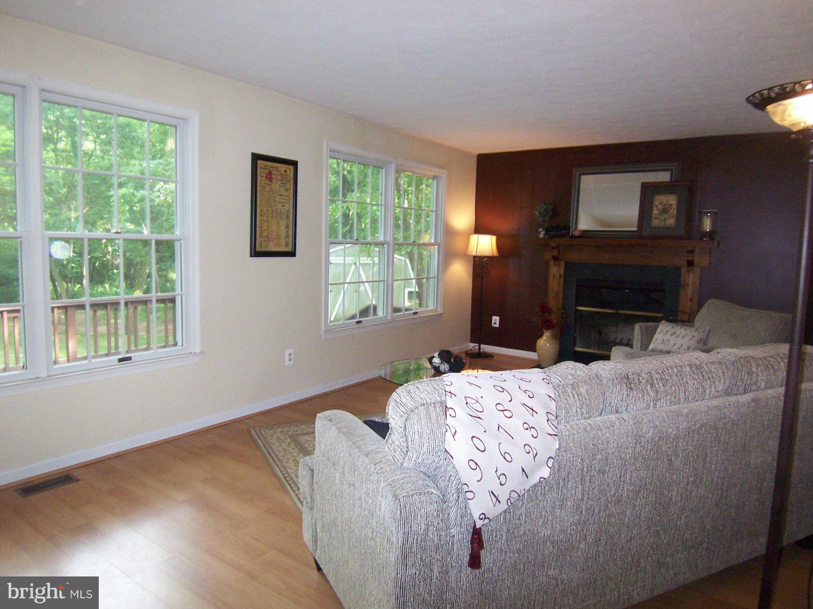 7809 Rippleview Lane Pasadena, MD 21122 - Photo 9 of 30 Family Room