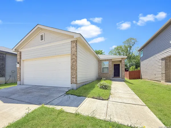 $2,100 | 5910 Sandy Lake Street, San Antonio, TX 78222