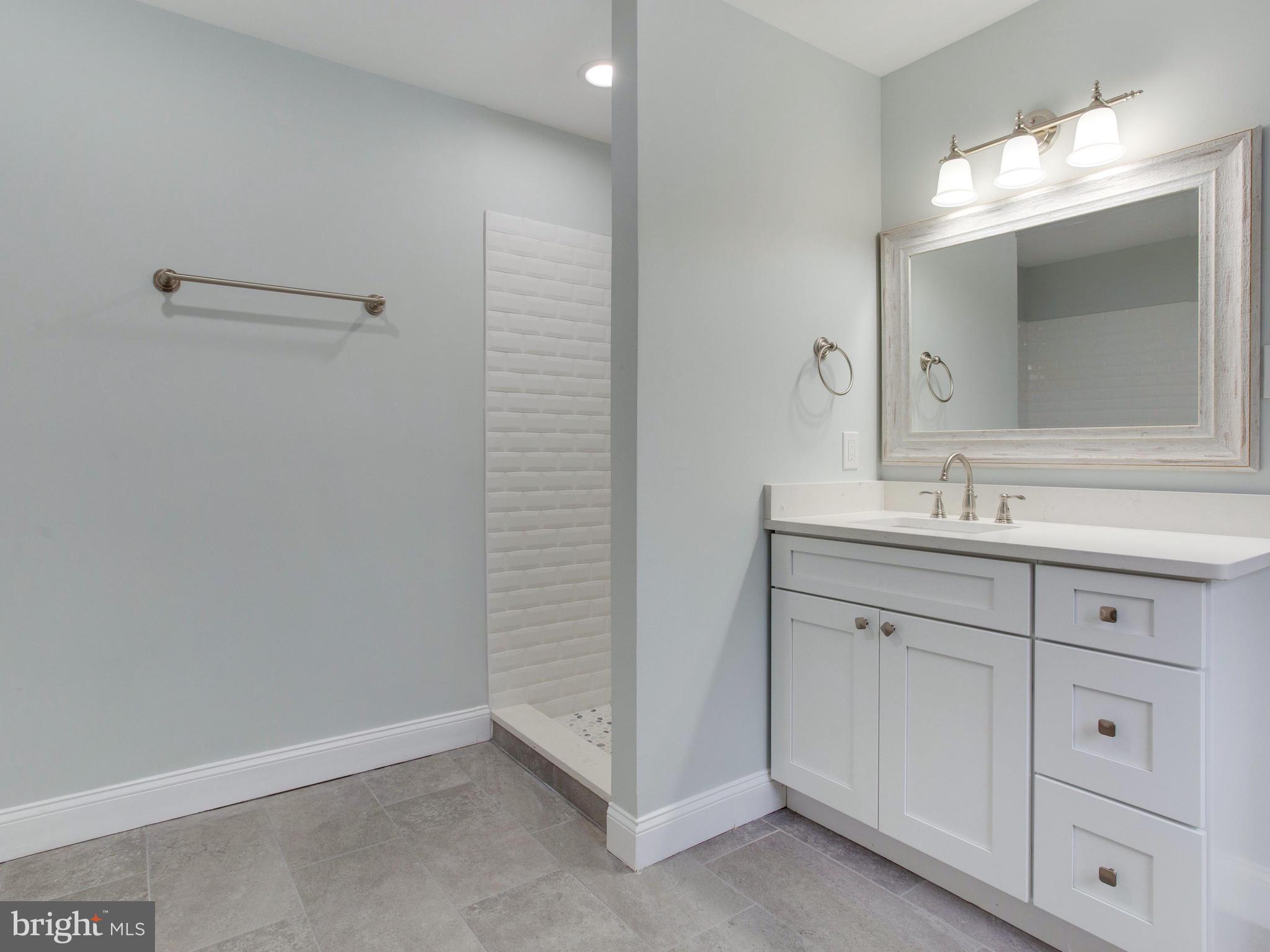 6804 Burch Hill Road Brandywine, MD 20613 - Photo 24 of 37 Bathroom