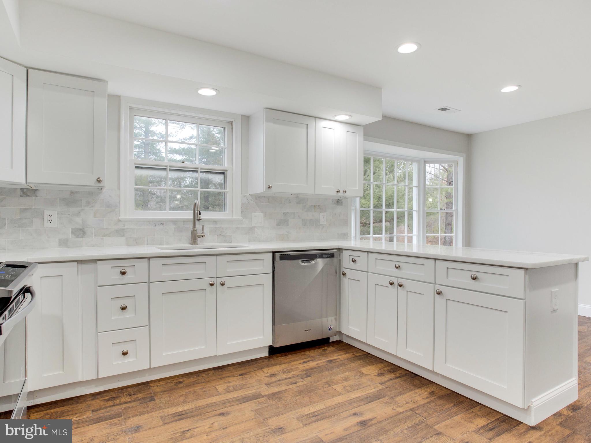6804 Burch Hill Road Brandywine, MD 20613 - Photo 8 of 37 Kitchen