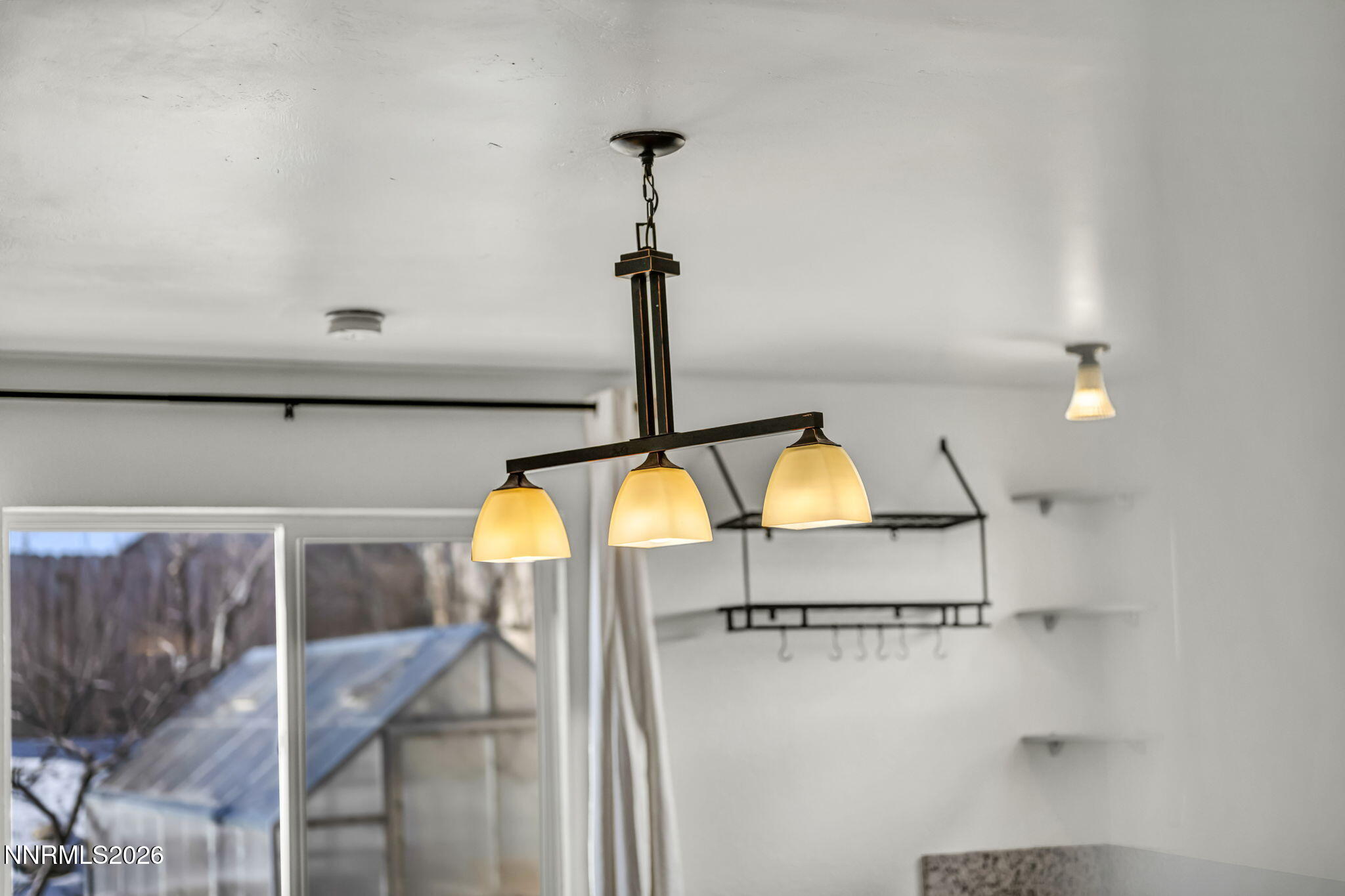 7575 Halifax Drive Reno, NV 89506 - Photo 10 of 58 a bathroom with a mirror