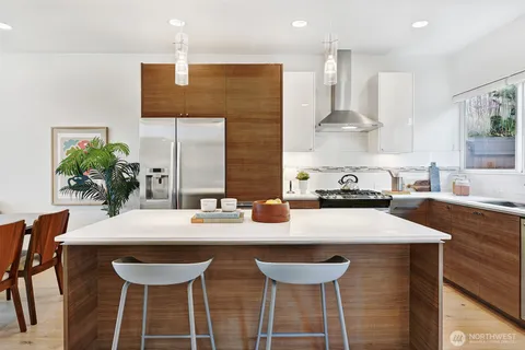 $939,000 | 171 21st Avenue, Seattle, WA 98122