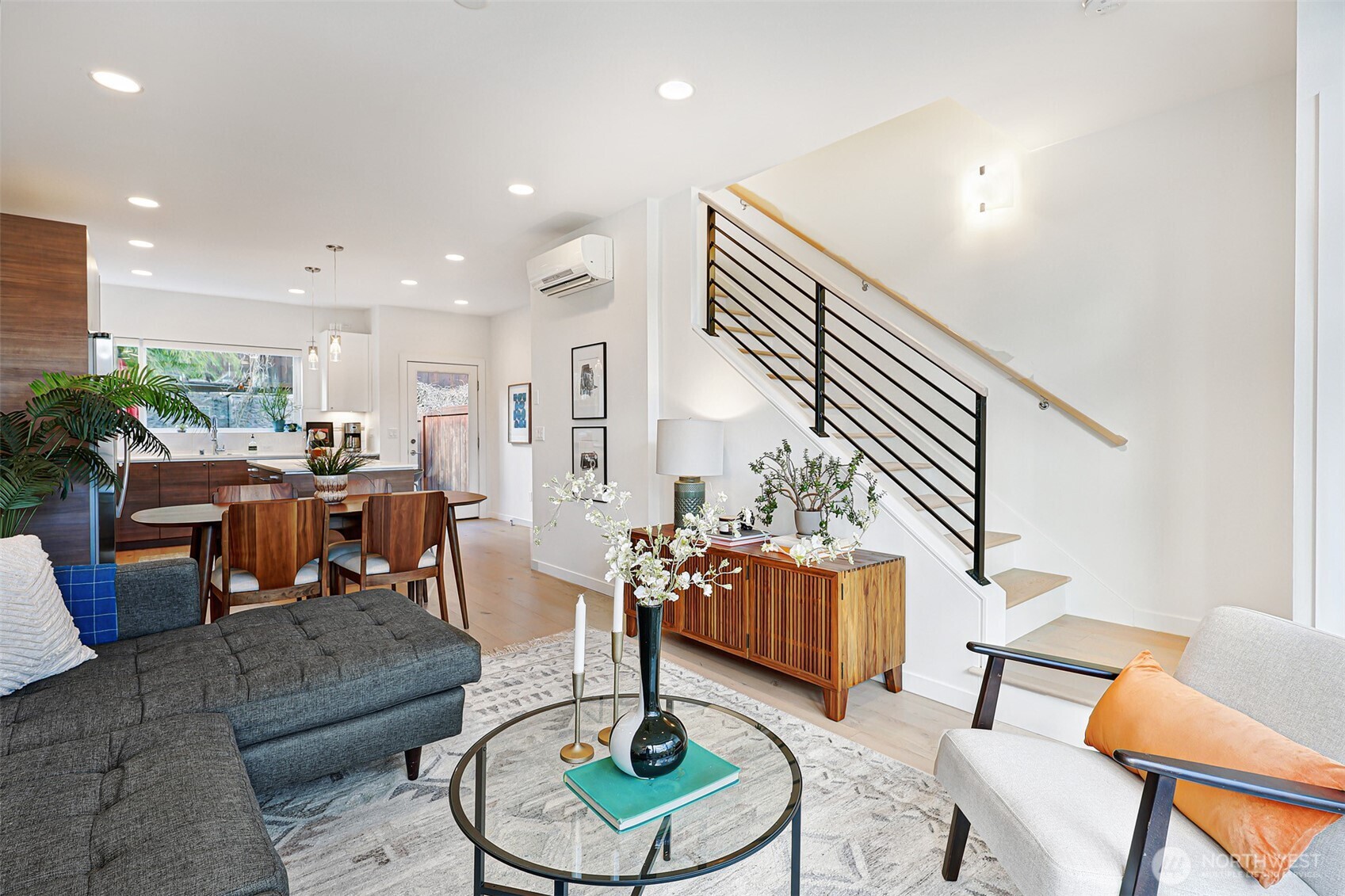 171 21st Avenue Seattle, WA 98122 - Photo 6 of 40