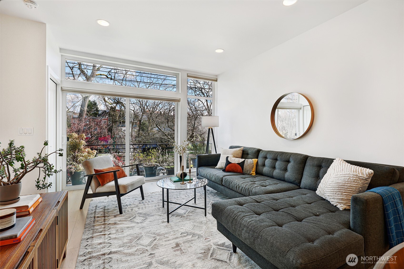 171 21st Avenue Seattle, WA 98122 - Photo 9 of 40