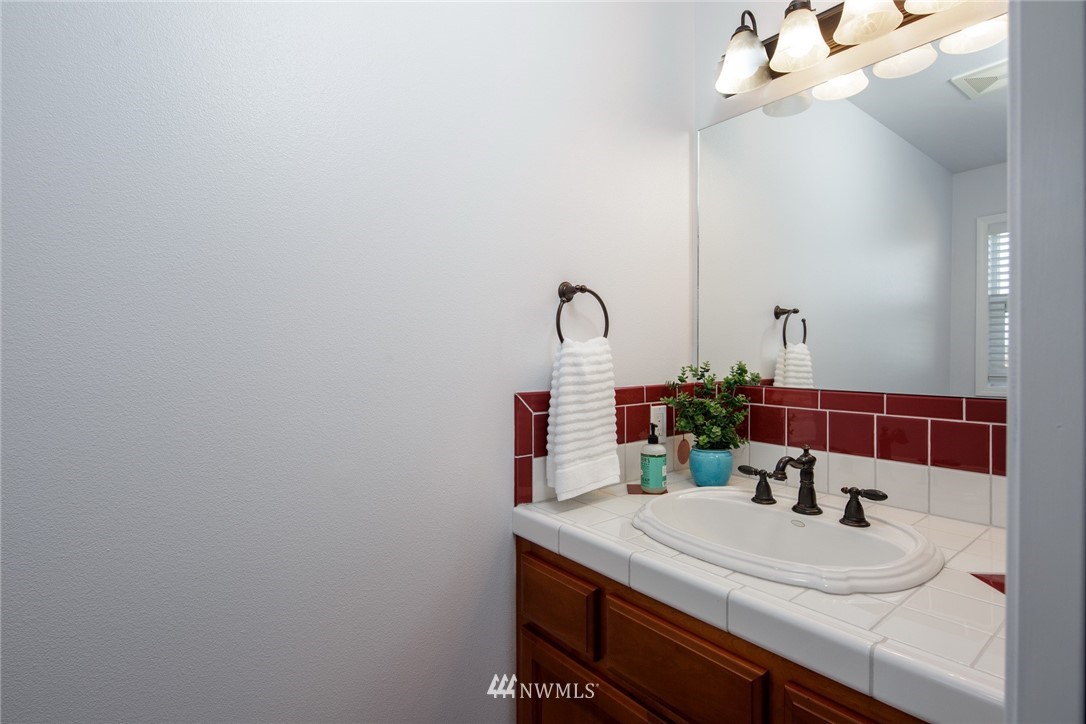 8159 Comox Road Blaine, WA 98230 - Photo 20 of 40 Gallery Image 20