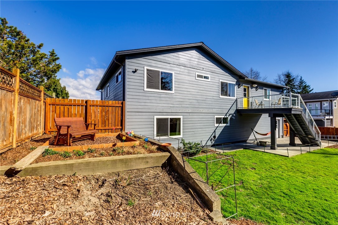 8159 Comox Road Blaine, WA 98230 - Photo 31 of 40 Gallery Image 31