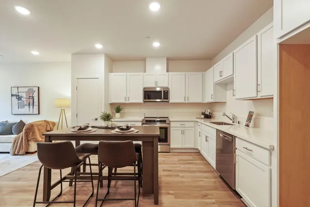 $459,900 | 6141 Bridgecross Drive, Sacramento, CA 95835