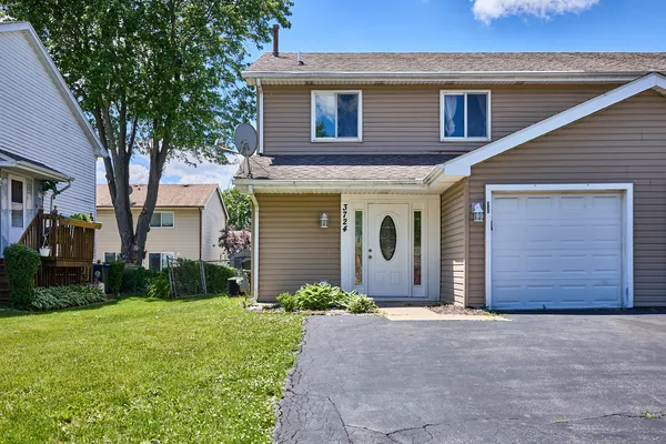 $335,000 | 3724 Merrimac Lane East, Hanover Park, IL 60133