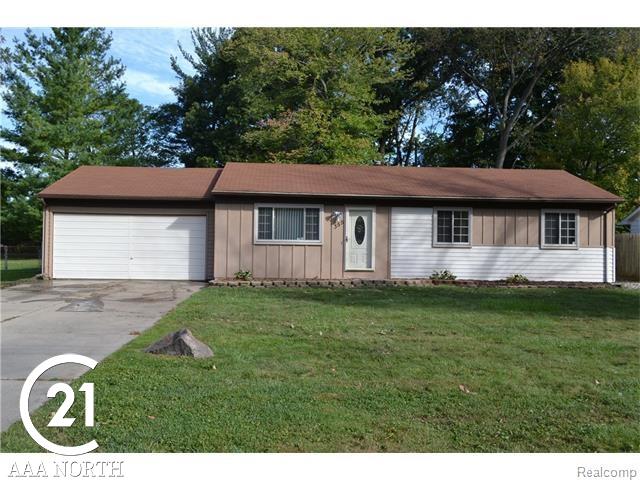 355 Eastlawn Drive Rochester, MI 48307 - Photo 1 of 22