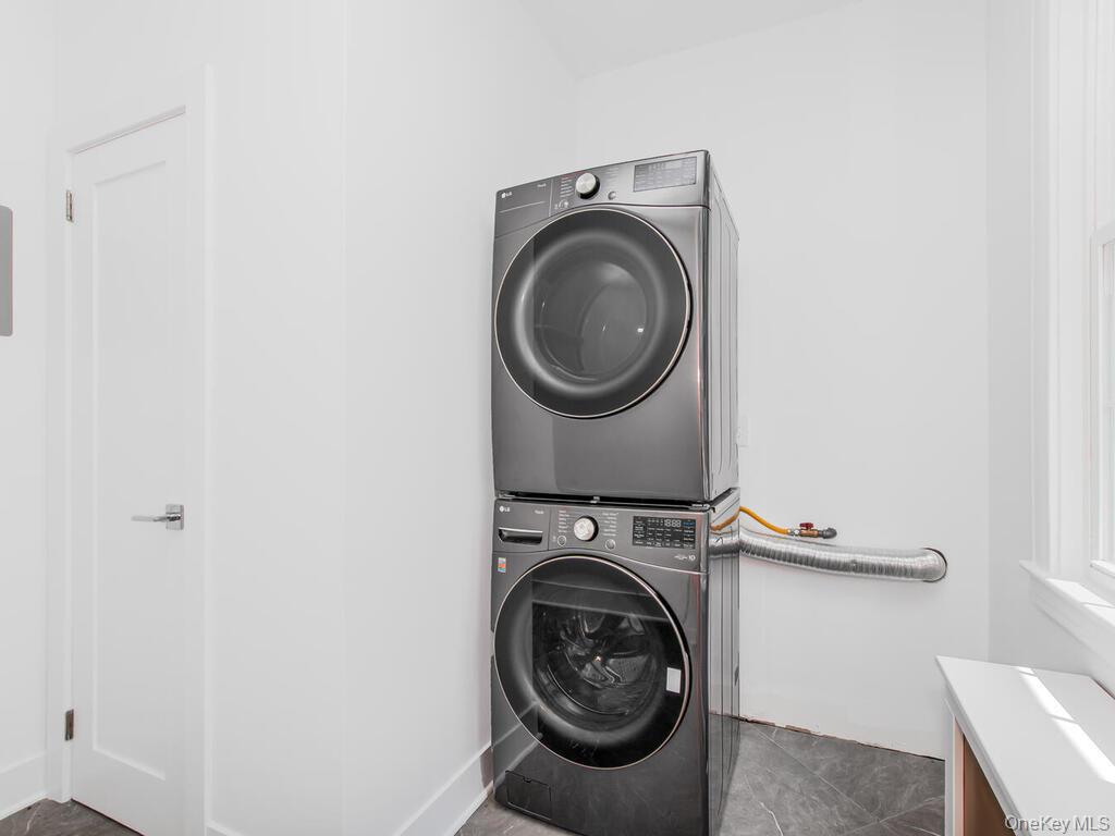 70 Normandy Road Yonkers, NY 10701 - Photo 25 of 26 Laundry room