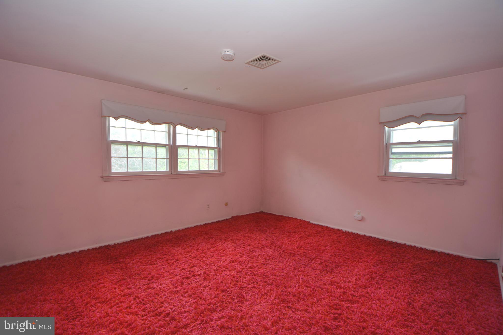 207 Fairfield Drive Wallingford, PA 19086 - Photo 20 of 28 Bedroom 2
