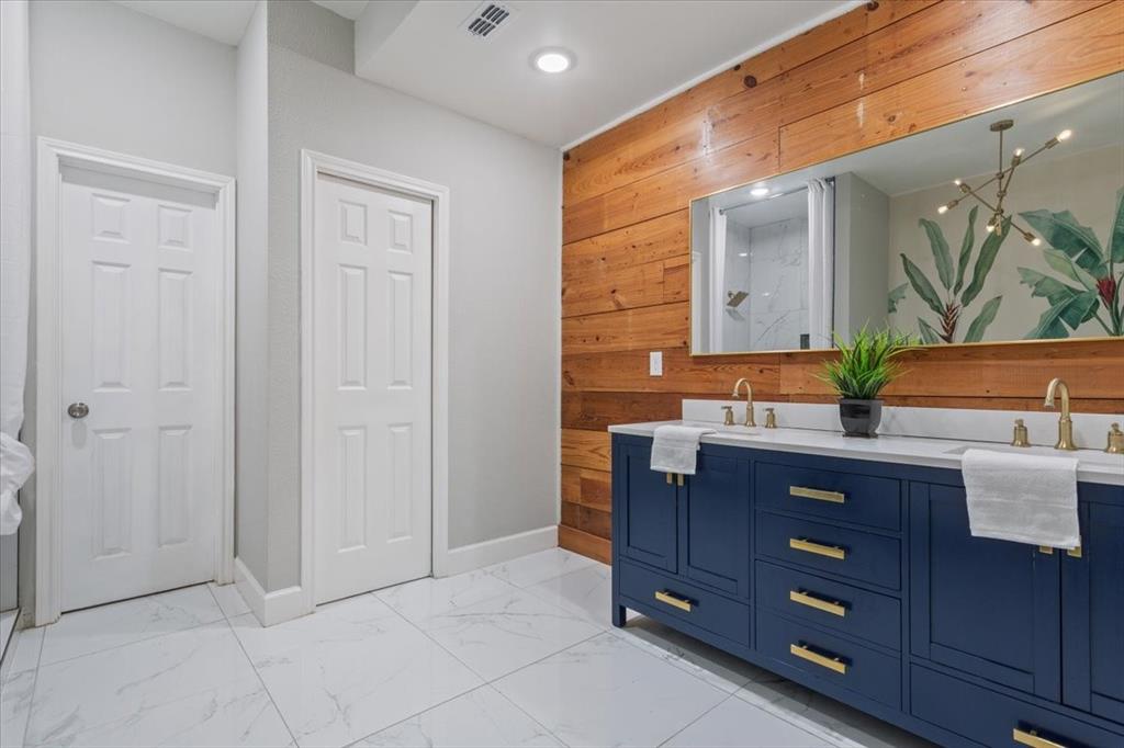 2029 Colcord Avenue Waco, TX 76707 - Photo 17 of 40 Gallery Image 17