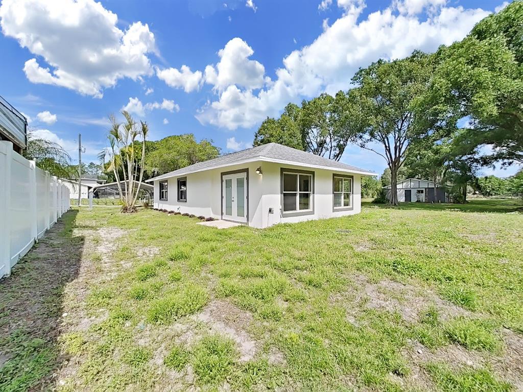 16810 Whirley Road Lutz, FL 33558 - Photo 6 of 47 Gallery Image 6