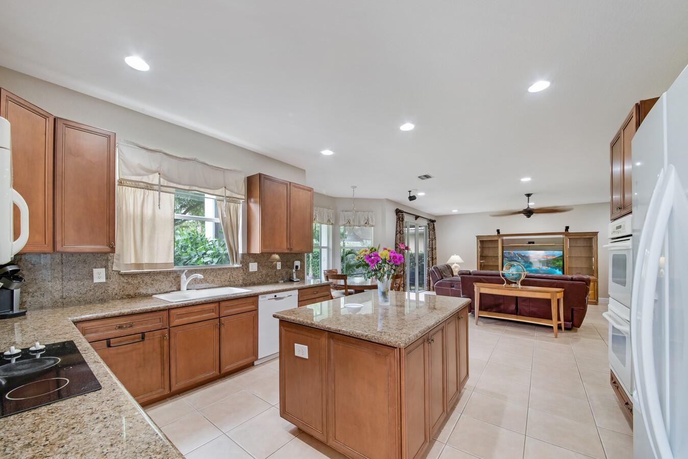 11073 Sunset Ridge Circle Boynton Beach, FL 33473 - Photo 10 of 83 Tiled Backsplash
