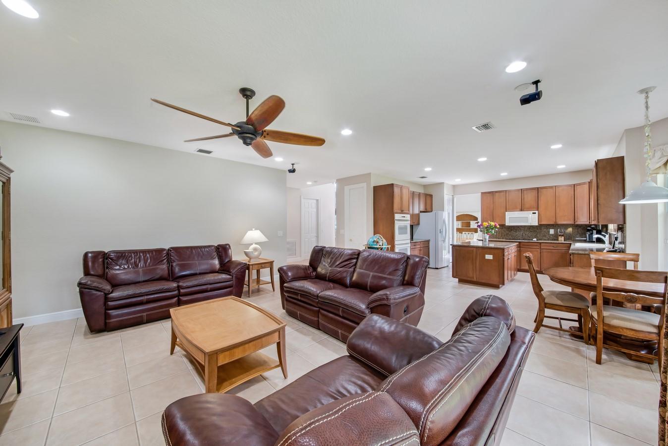 11073 Sunset Ridge Circle Boynton Beach, FL 33473 - Photo 14 of 83 High Hat Lighting