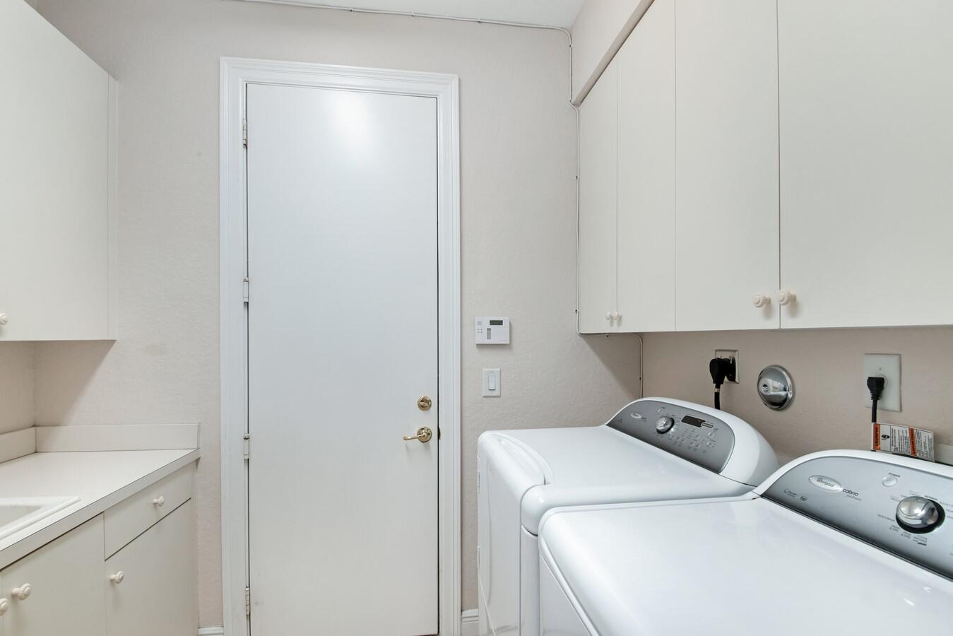 11073 Sunset Ridge Circle Boynton Beach, FL 33473 - Photo 35 of 83 Laundry Room