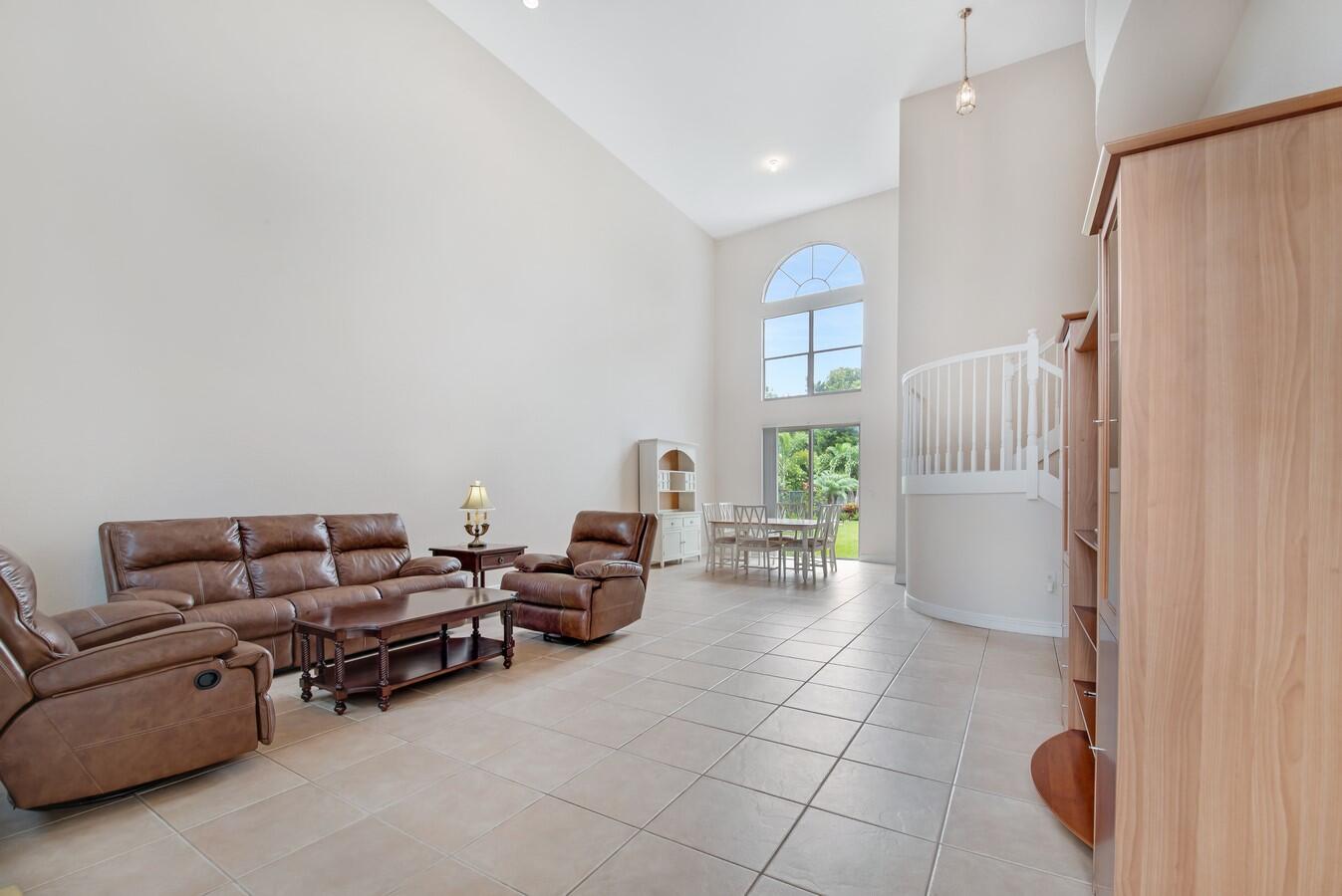 11073 Sunset Ridge Circle Boynton Beach, FL 33473 - Photo 4 of 83 High Hat Lighting