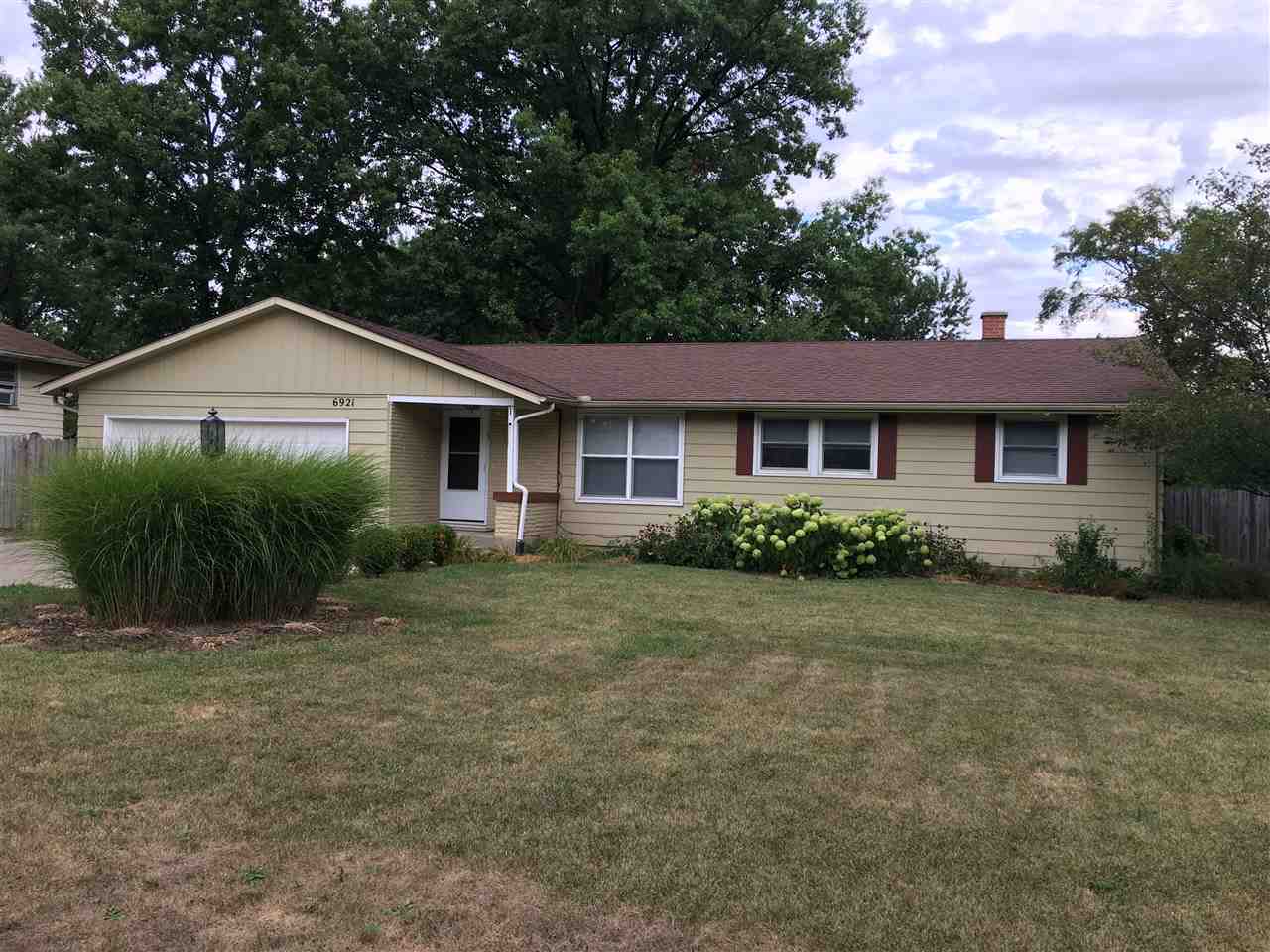 6921 Trier Road Fort Wayne, IN 46815 - Photo 3 of 32 Gallery Image 3