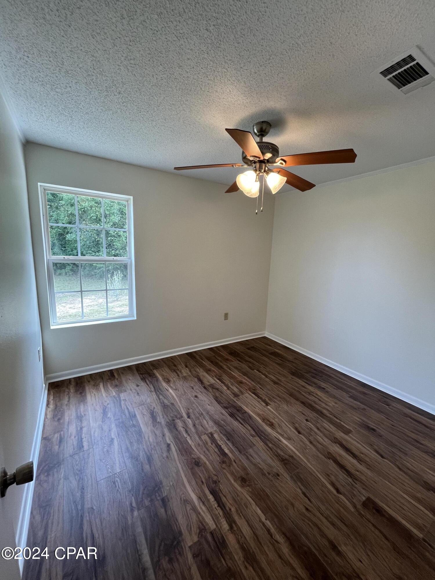 3526 Peanut Road Cottondale, FL 32431 - Photo 9 of 19