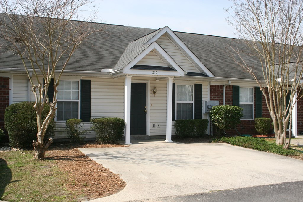 215 High Point Way Evans, GA 30809 - Photo 2 of 16
