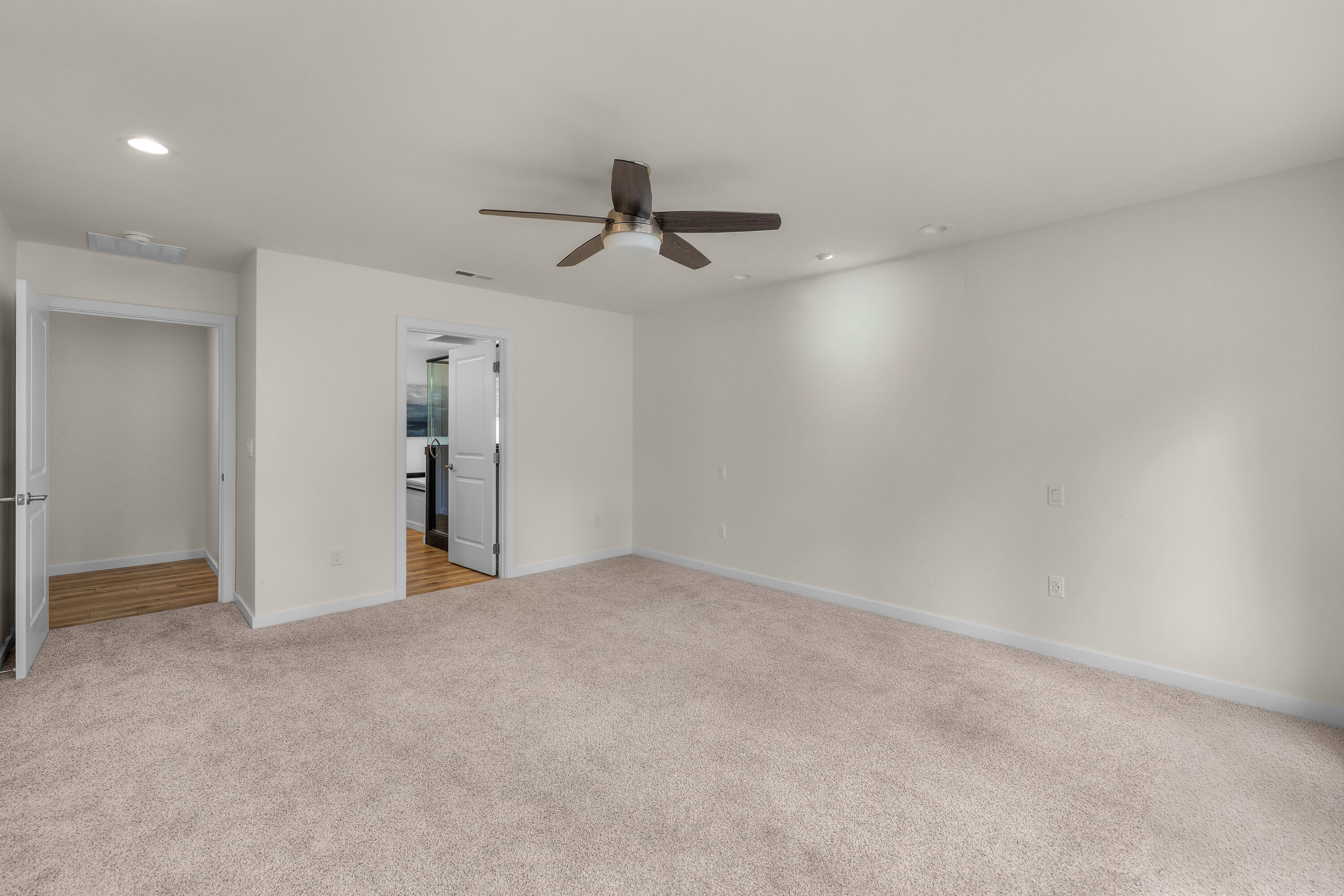 15943 Cascade Lane La Pine, OR 97739 - Photo 26 of 55 Primary Bedroom