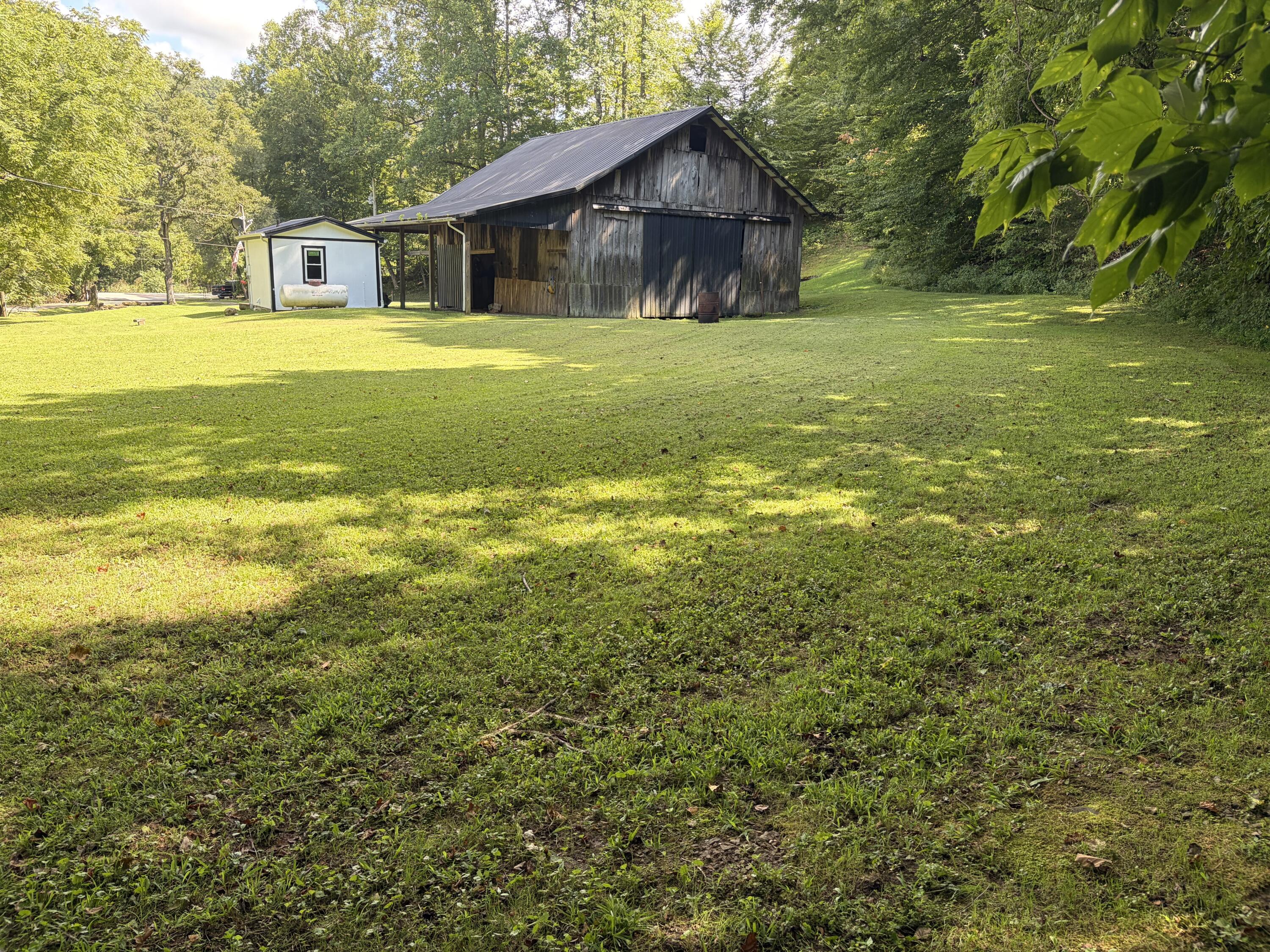 3562 Old Beaver Road Frenchburg, KY 40322 - Photo 15 of 29 IMG_2101