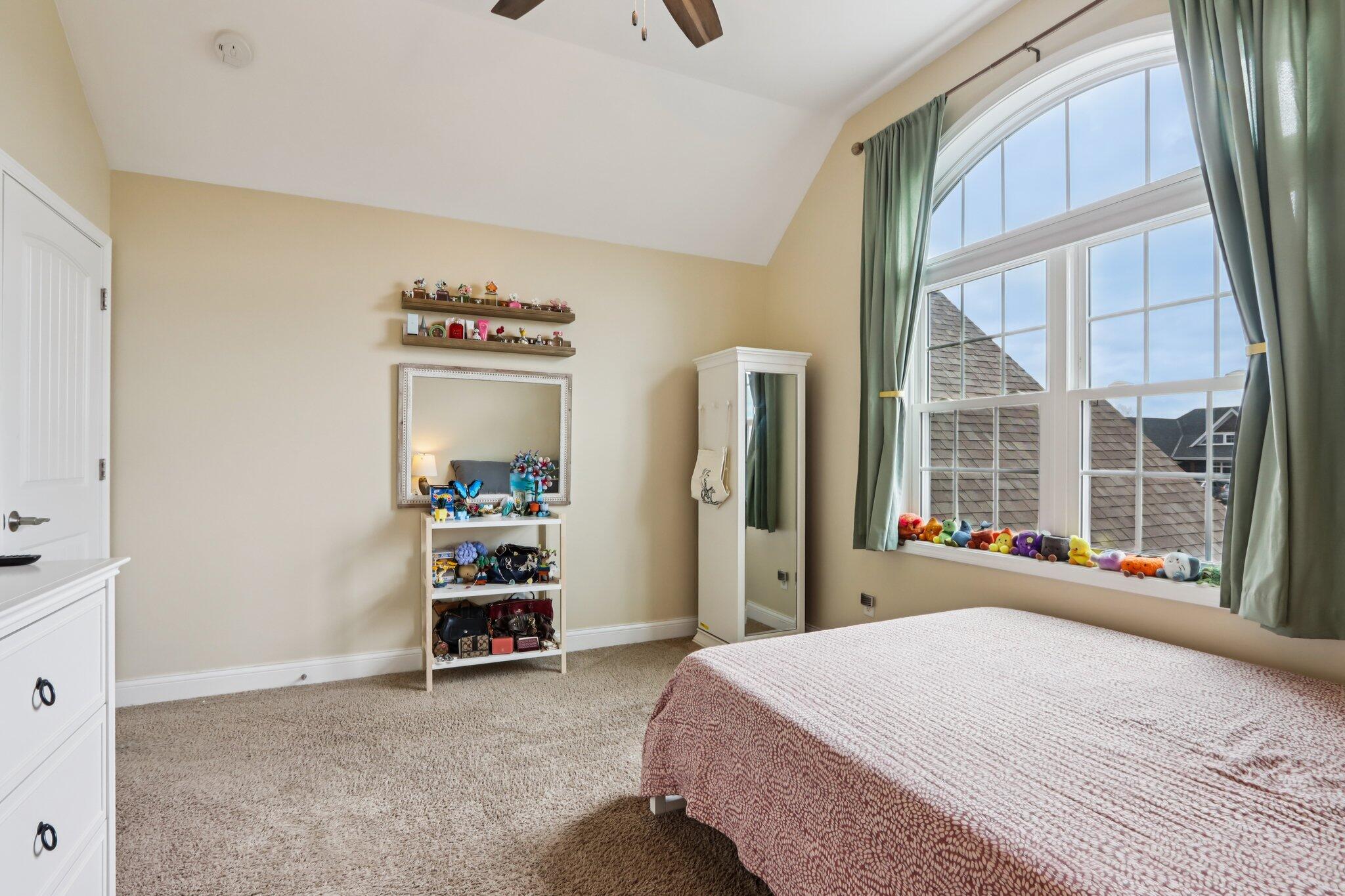 6408 Blue River Way Caledonia, WI 53402 - Photo 23 of 49 View 2