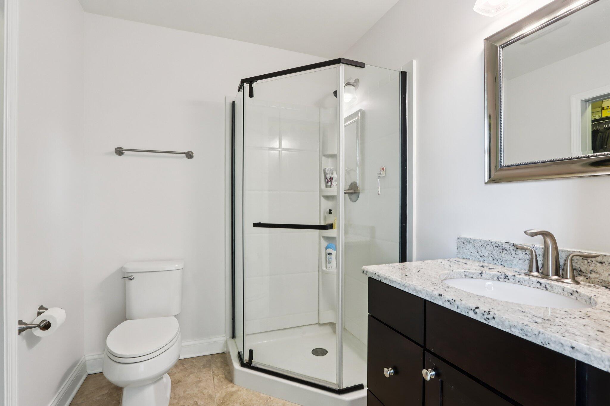 6408 Blue River Way Caledonia, WI 53402 - Photo 24 of 49 Bdrm 2 Ensuite