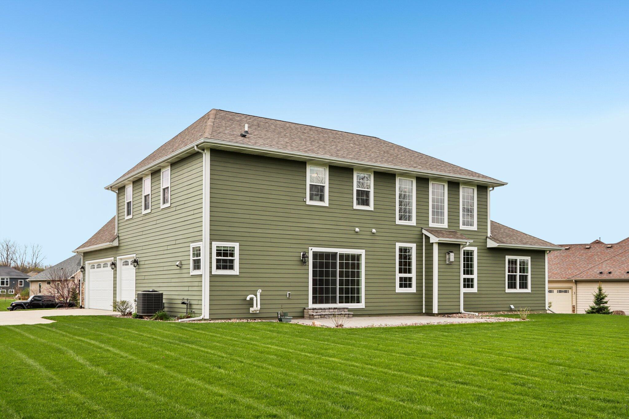 6408 Blue River Way Caledonia, WI 53402 - Photo 36 of 49 66-web-or-mls-Blue River Way-S1904-066