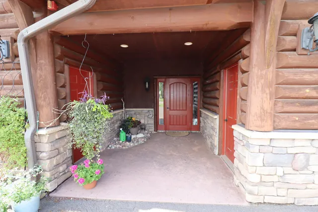 $354,900 | 2729 Lake Shore Drive East, Unit 4, Ashland, WI 54806