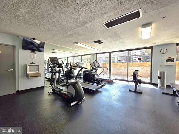 $1,850 | 5505 Seminary Road, Unit 1817N, Falls Church, VA 22041