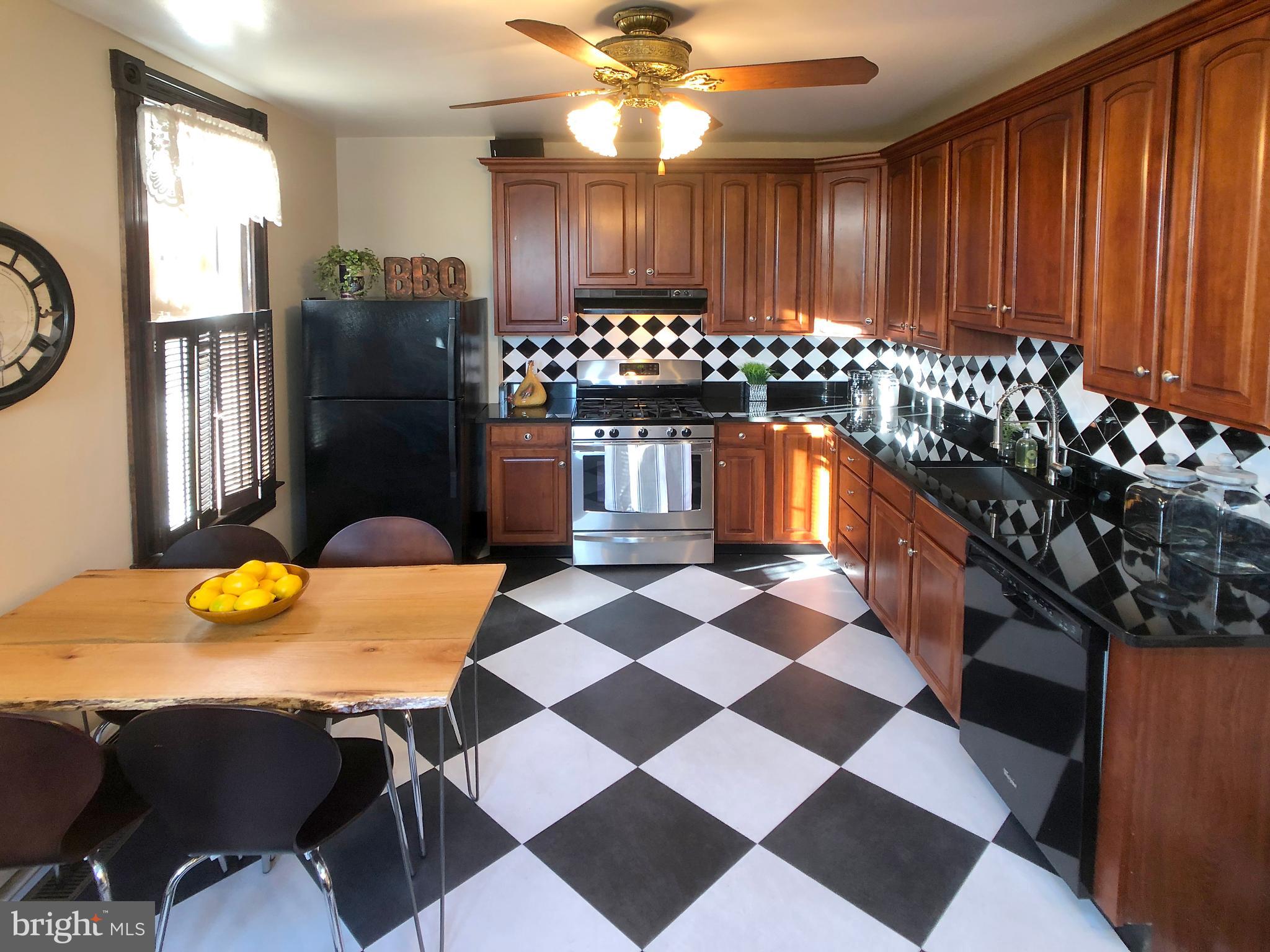 3638 Roland Avenue Baltimore, MD 21211 - Photo 22 of 49 Gallery Image 22