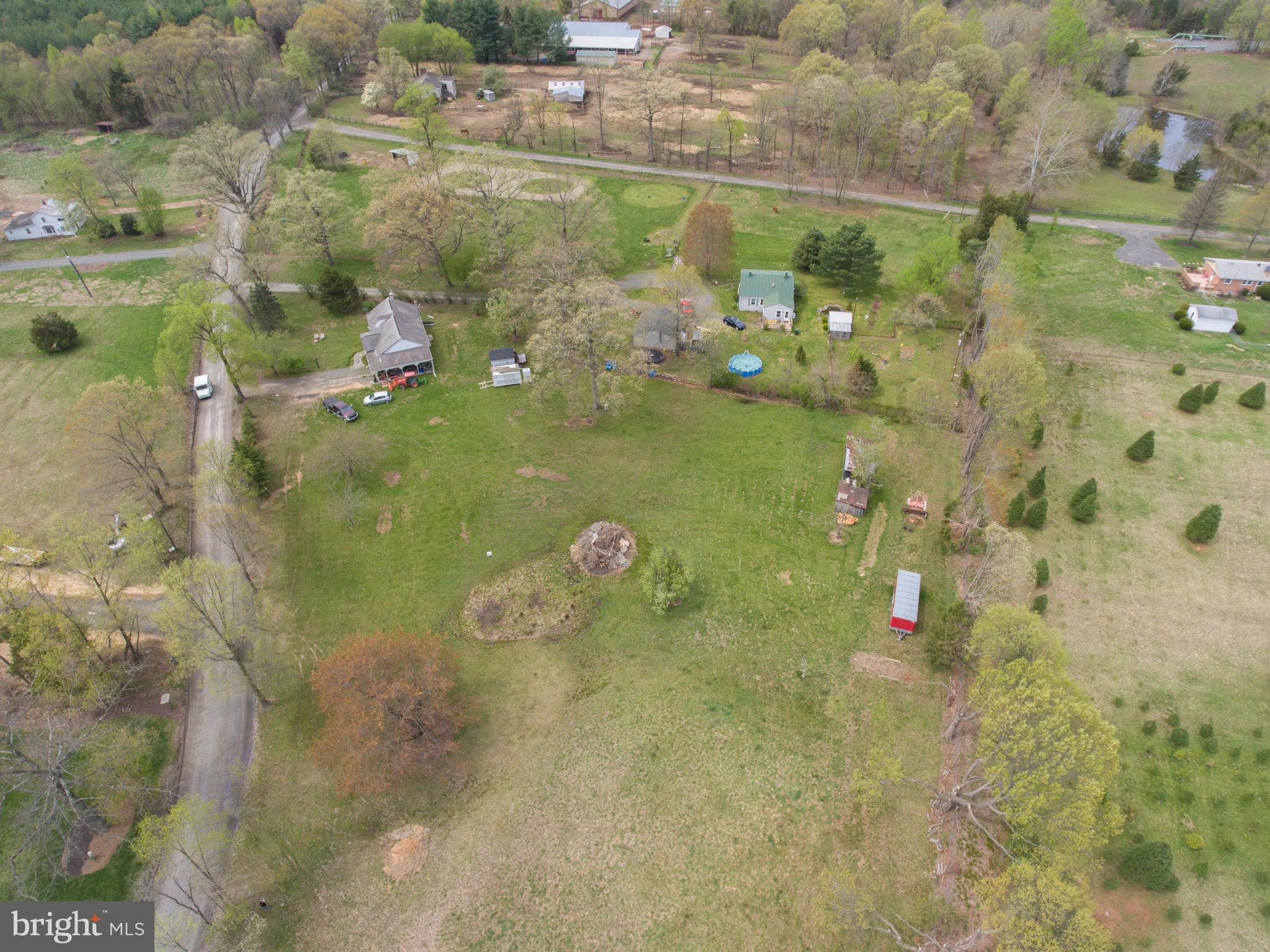 40864 Red Hill Road Leesburg, VA 20175 - Photo 12 of 17 Gallery Image 12