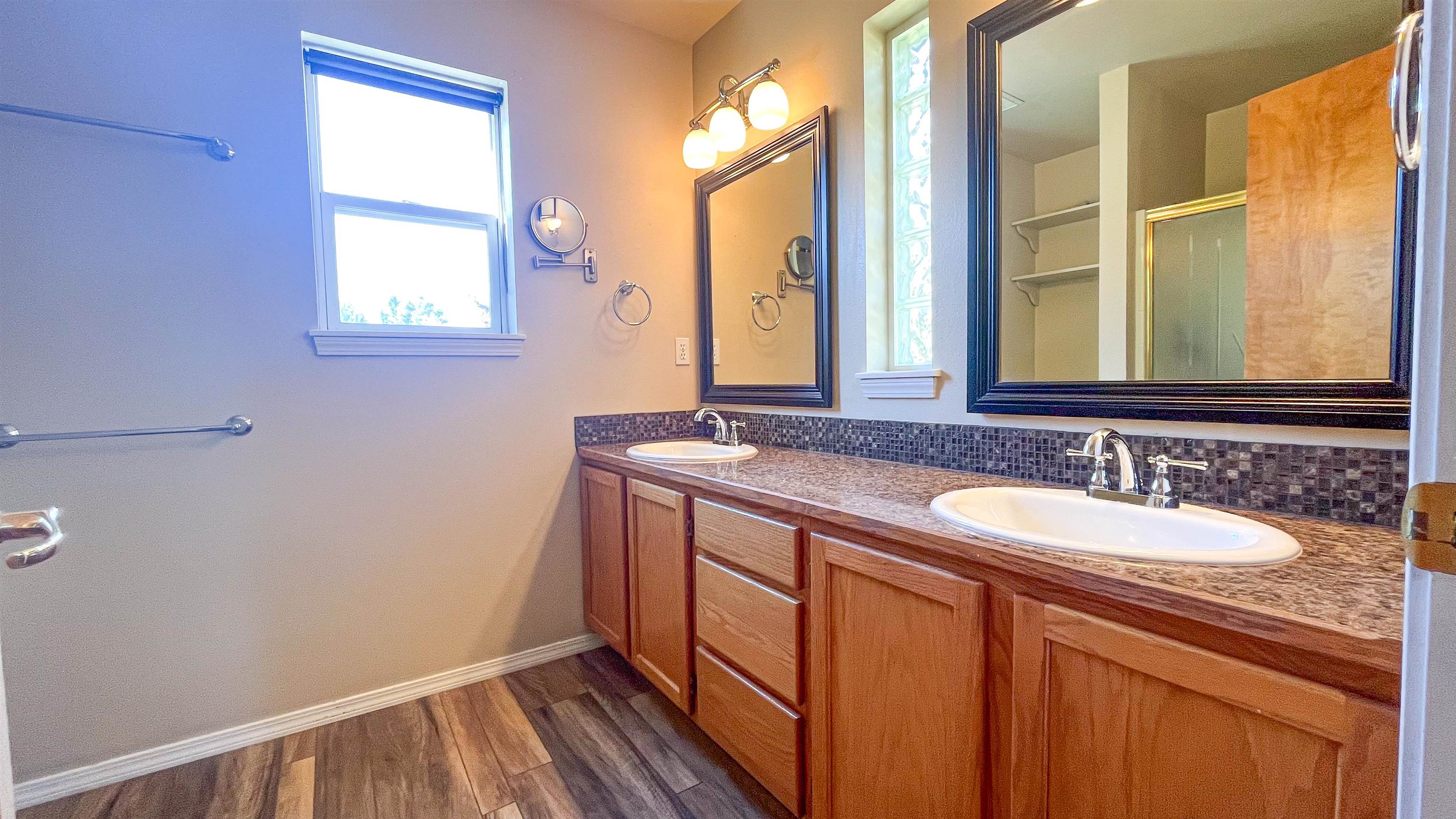 4904 South Ferrall Street Spokane, WA 99223 - Photo 13 of 28