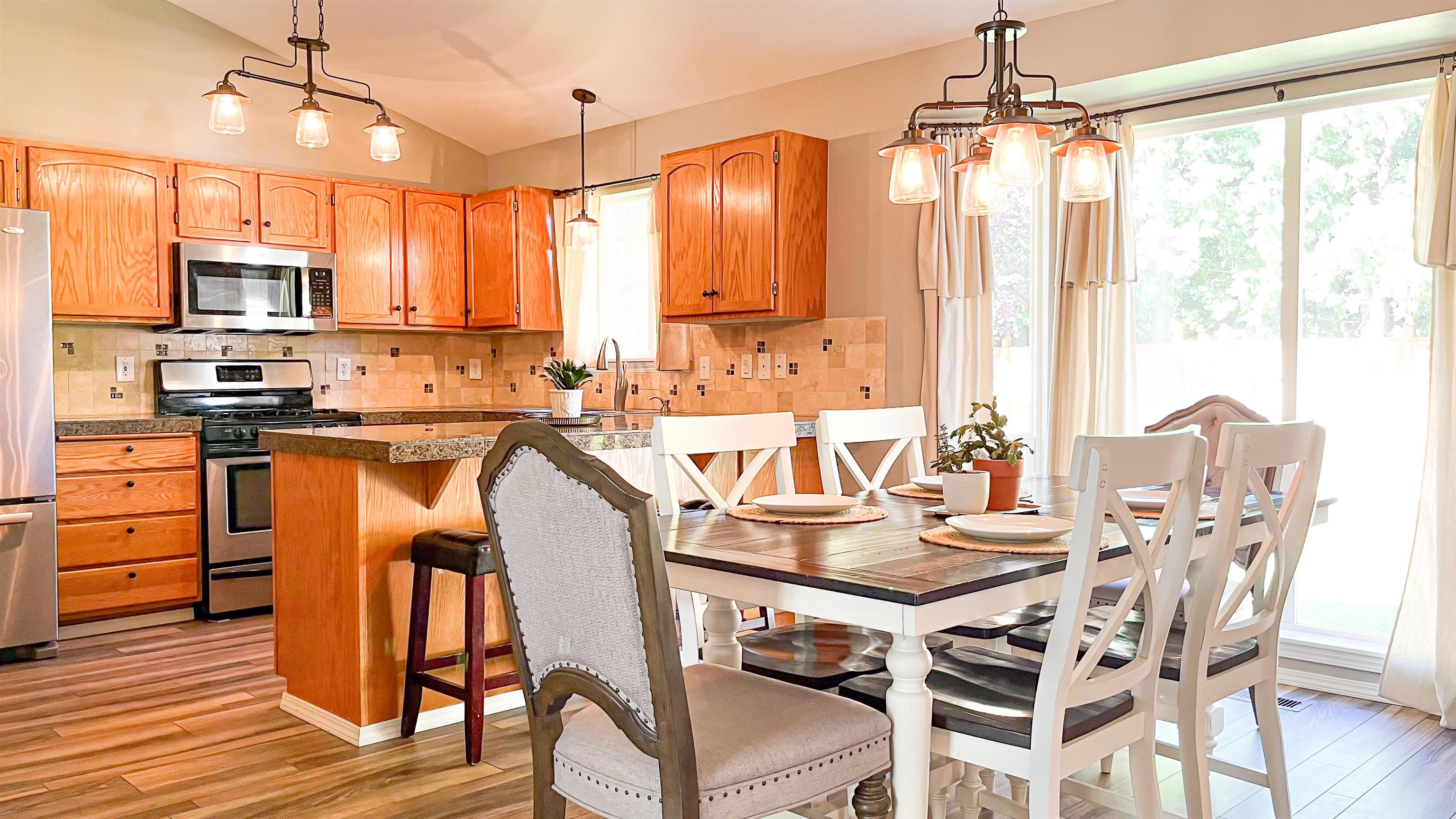 4904 South Ferrall Street Spokane, WA 99223 - Photo 6 of 28