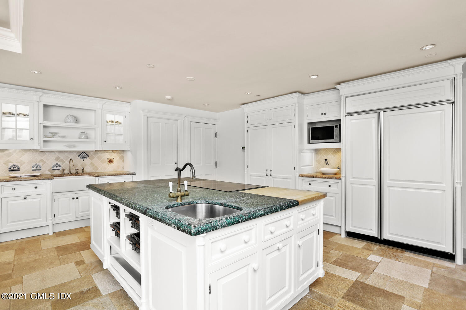 8 Cathlow Drive Riverside, CT 06878 - Photo 18 of 44 a kitchen that has a sink and a stove in it