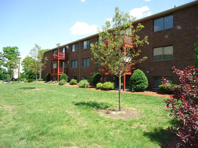 $1,850 | 29 Capron Road, Unit 53, Milford, NH 03055