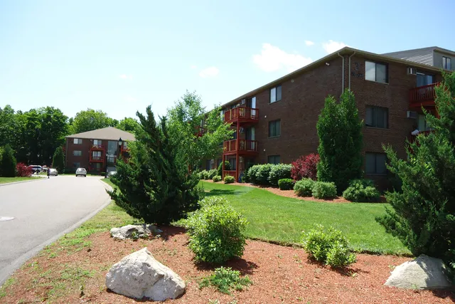 $1,850 | 29 Capron Road, Unit 53, Milford, NH 03055