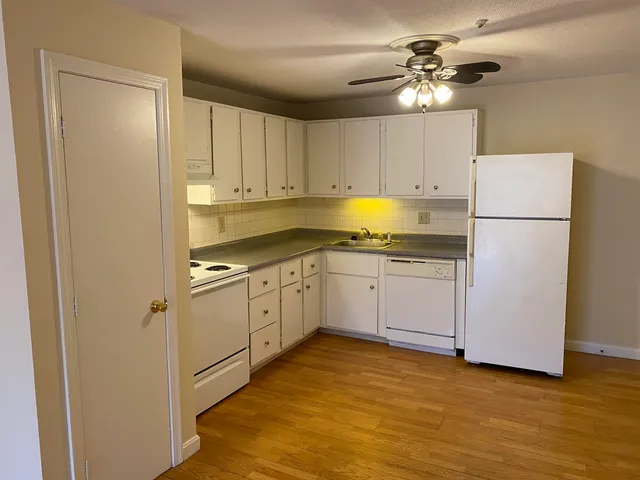 $1,850 | 29 Capron Road, Unit 53, Milford, NH 03055