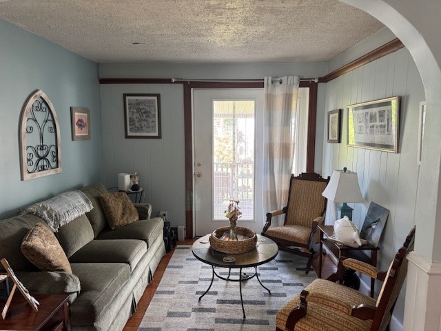 23 Rock Street Bristol, RI 02809 - Photo 3 of 16