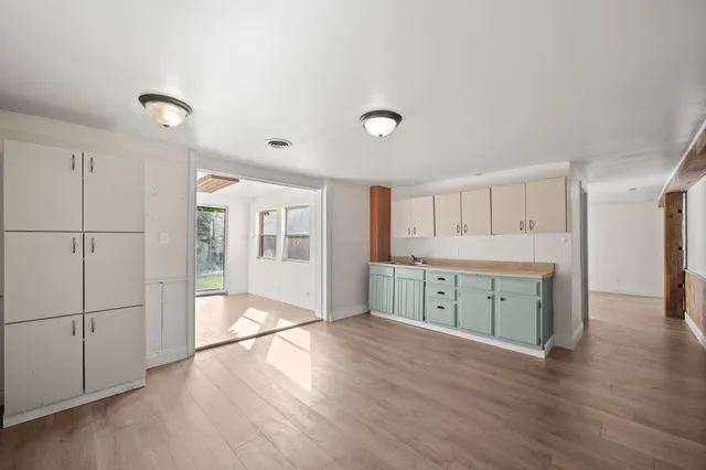 $275,000 | 3119 North US Highway 31, Niles, MI 49120