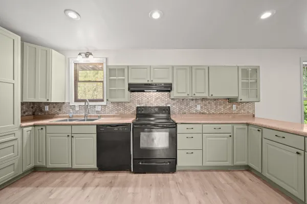 $259,000 | 3119 North US Highway 31, Niles, MI 49120