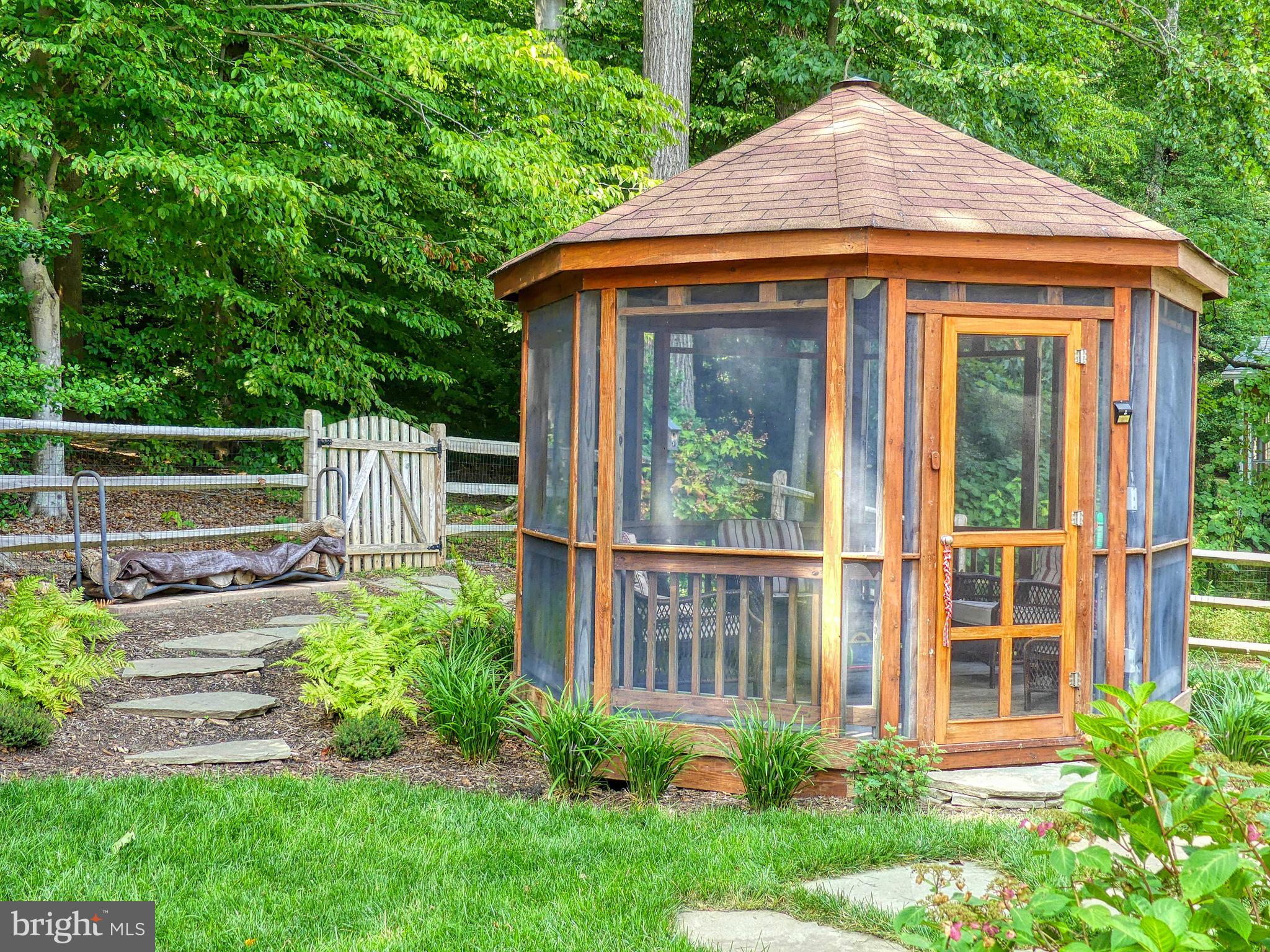 7808 Huntsman Boulevard Springfield, VA 22153 - Photo 7 of 53 Gazebo w/electric