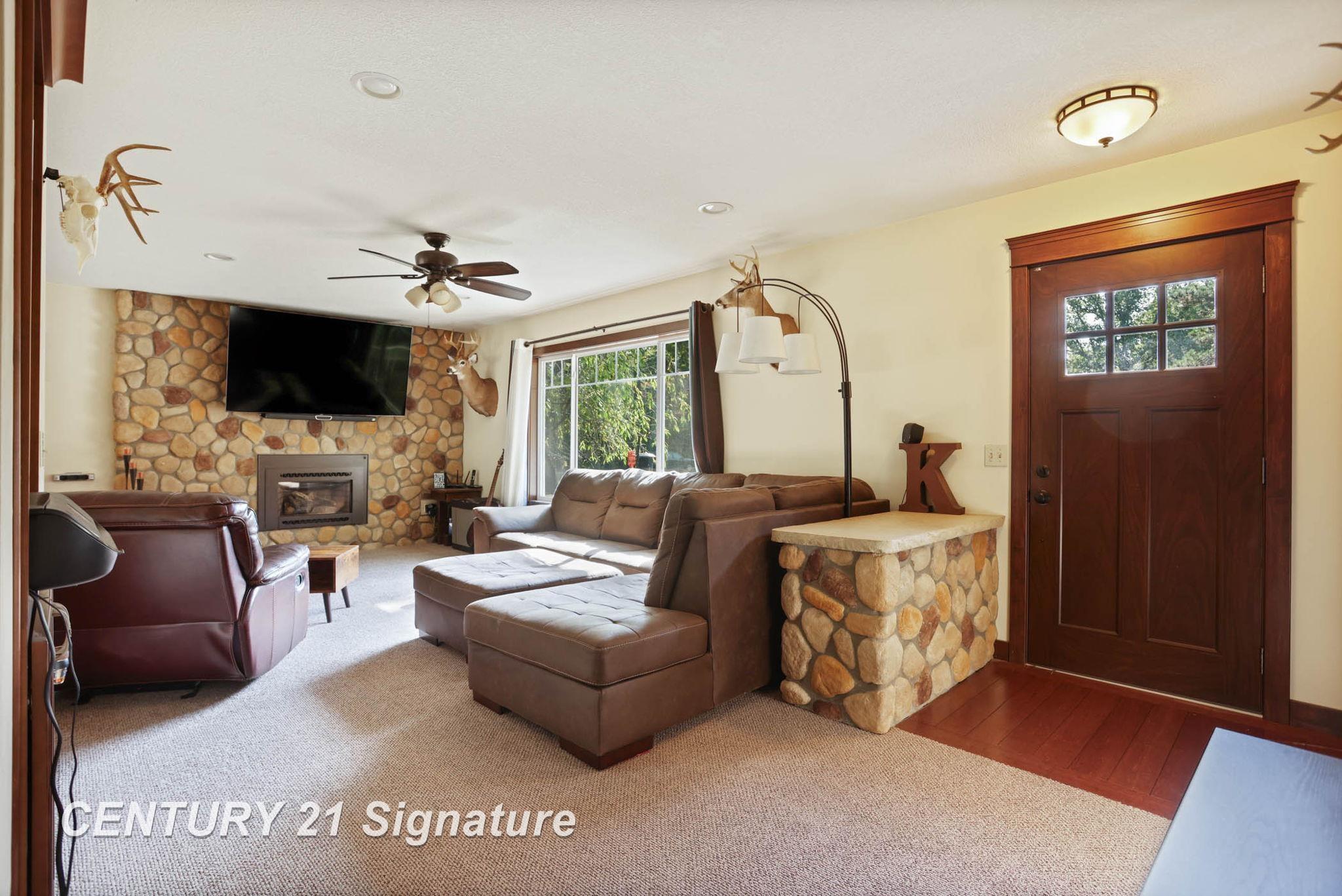 11700 Wahl Road St. Charles, MI 48655 - Photo 8 of 40 50157825-3f4280cc-0df8-46e3-a465-76cea002e3e0.JPG