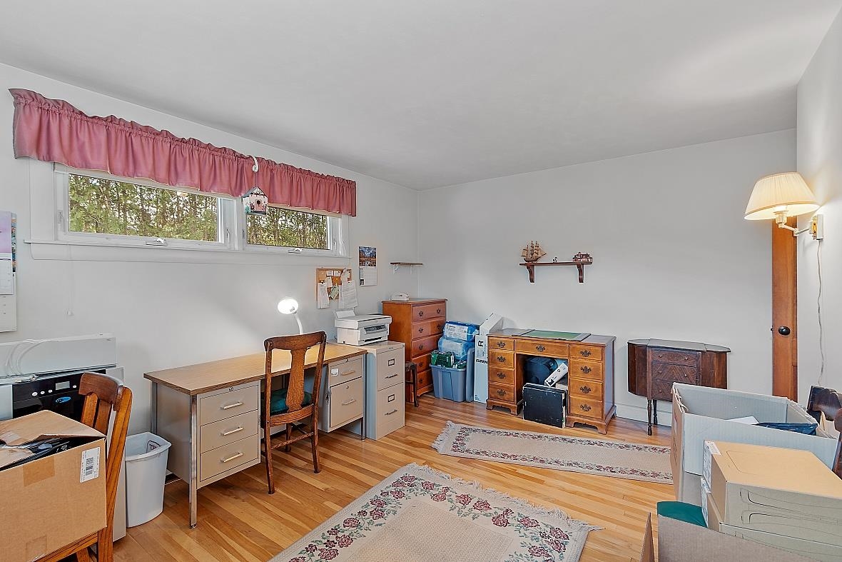8 Chapman Street Nashua, NH 03060 - Photo 27 of 34